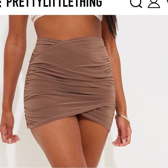 PrettyLittleThings Slinky Ruched Wrap Over Mini Skirt Taupe SZ 0 NWT IN PKG - Picture 5 of 8